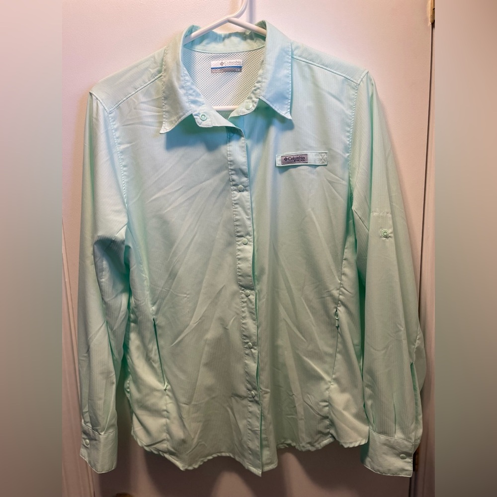 Columbia Women’s PFG Tamiami long sleeve blouse in mint green
